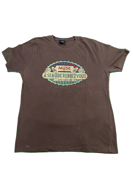 MUSE A Seaside Rendezvous (XL)