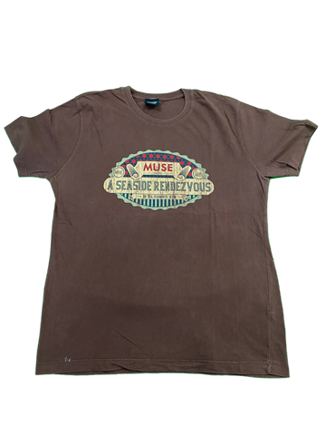 MUSE A Seaside Rendezvous (XL)